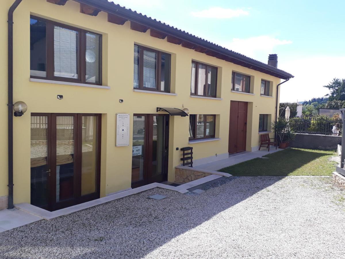 Lab Stylist House